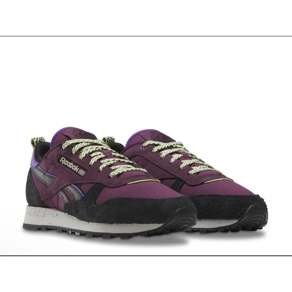 Woman's Athleisure Reebok Classic Leather Sneaker Size 7.5 NIB